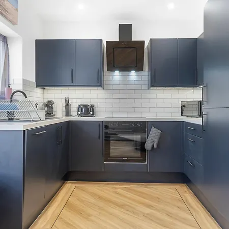 Luxury 3-bedroom, 3-bath In Dalton-in-furness * Dalton in Furness